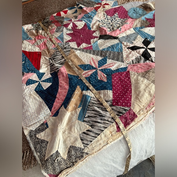 Antique Patchwork Quilt - Picture 10 of 12
